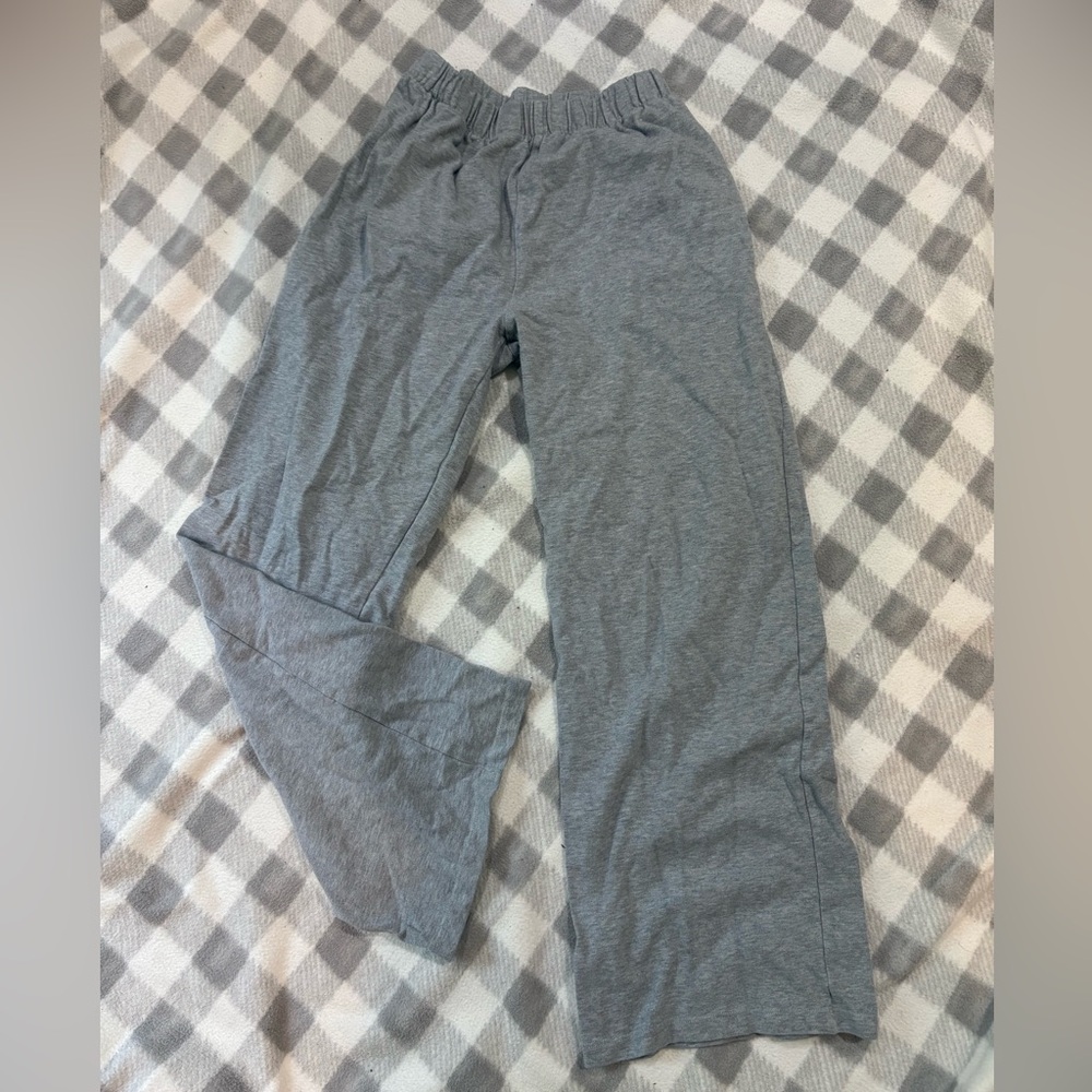Brandy Melville grey Anastasia sweatpants